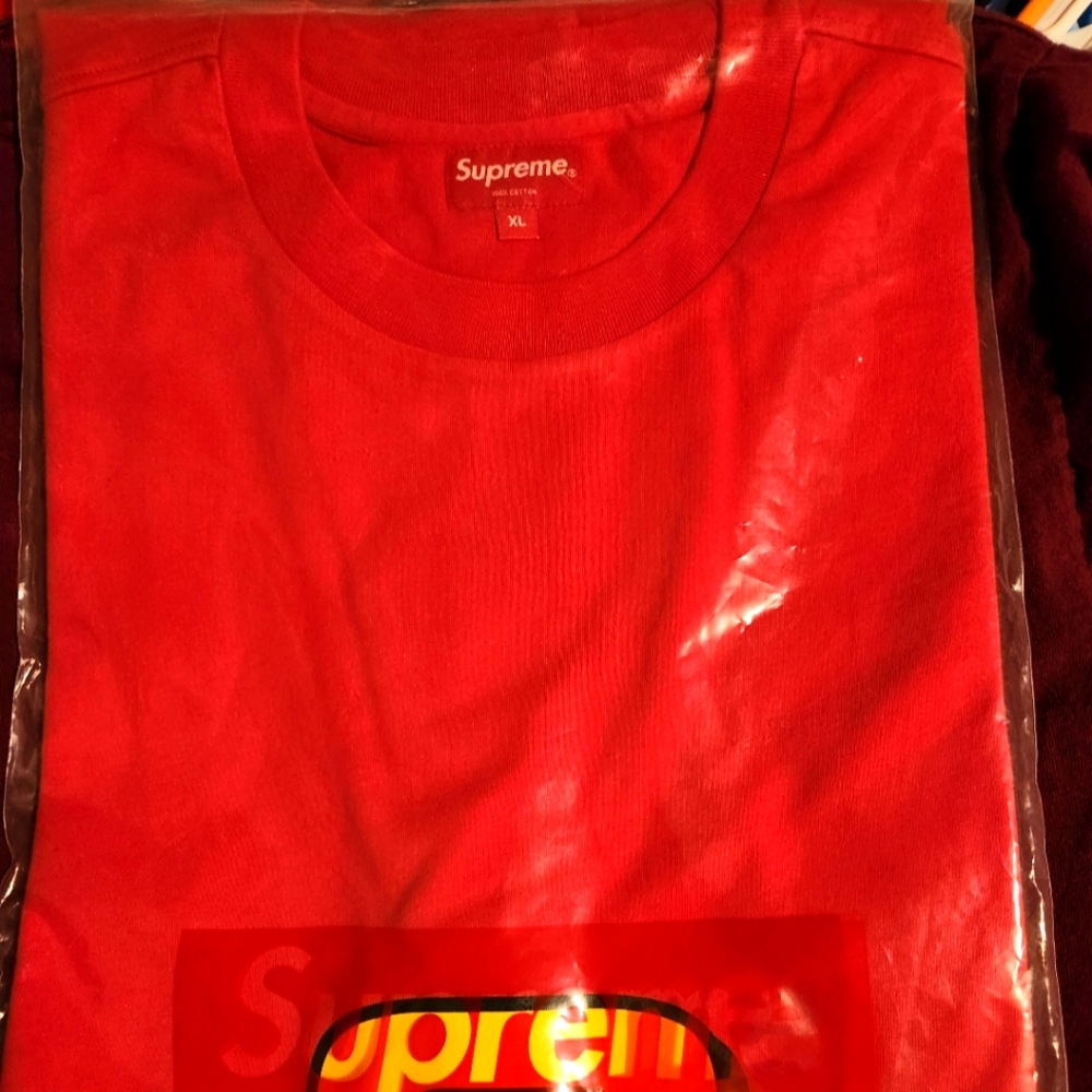 Supreme Stagger T-Shirt 'Red'